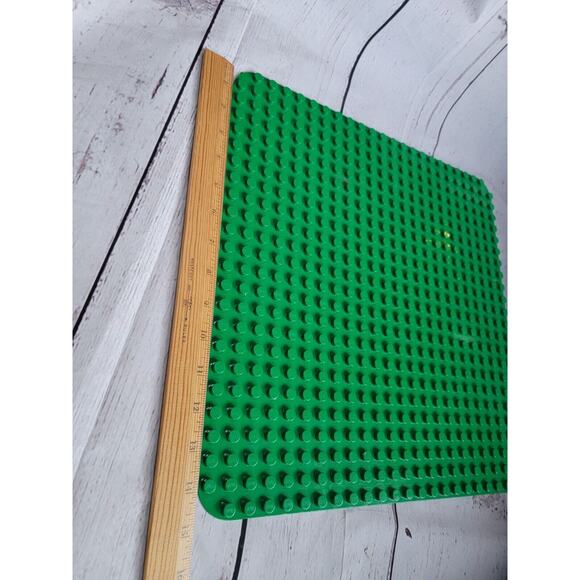 Lego DUPLO Base Plate 15x15 Inches, or 22x22 Studs - Picture 3 of 5